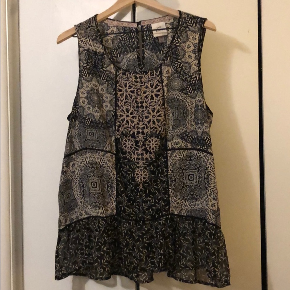 Knox Rose Flowy embroidered tank